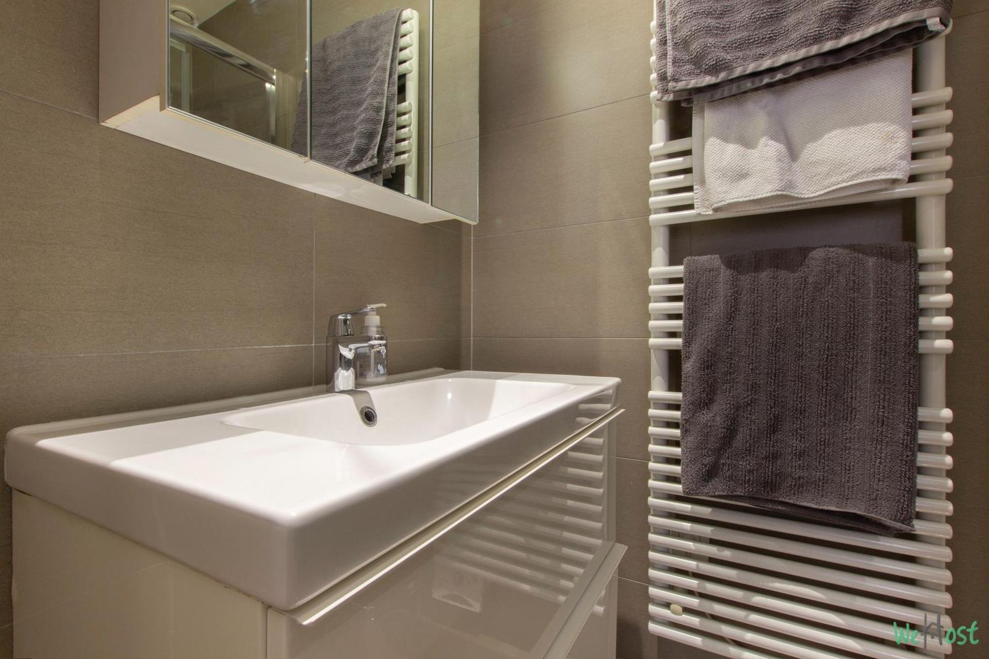 Faubourg Montmartre - Ci - Joli Parisien Pour 2 Personnes 9eme Appartement